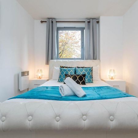 Birmingham City Centre - Luxury Apartment - Terrace - Next To Cube & Mailbox - Wifi - Smart Tv - Intercom Exterior photo