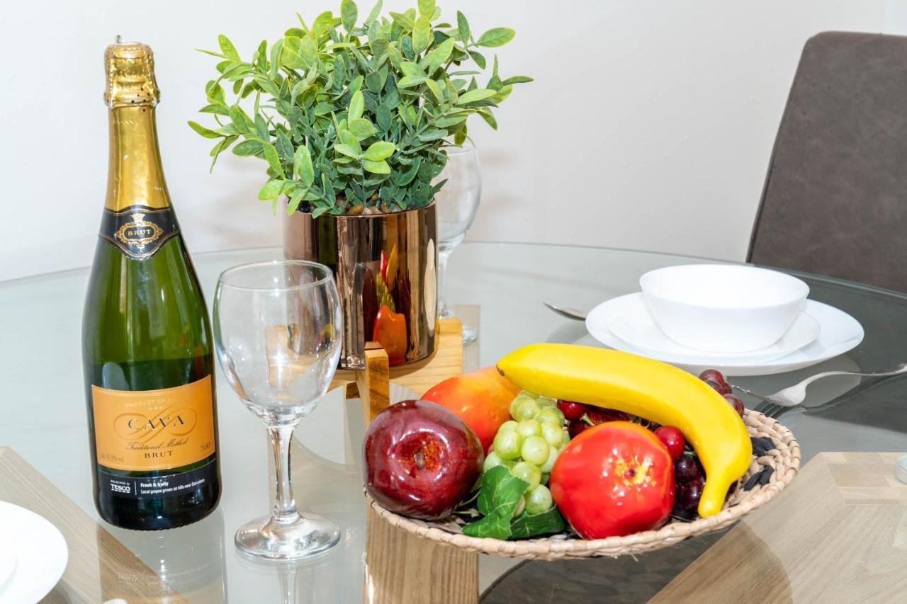 Birmingham City Centre - Luxury Apartment - Terrace - Next To Cube & Mailbox - Wifi - Smart Tv - Intercom Exterior photo